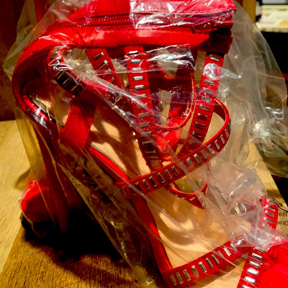 Red Brand new heels